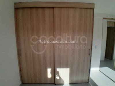 Apartamento de 3 alcobas en venta en San Gabriel, Bello, 50 m² · foto 14 de 20