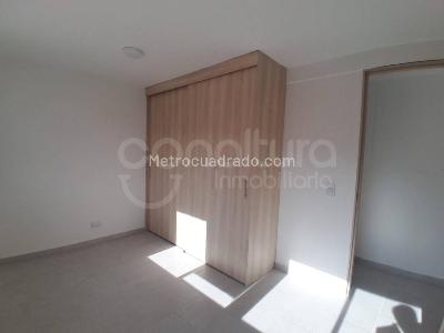 Apartamento de 3 alcobas en venta en San Gabriel, Bello, 50 m² · foto 15 de 20