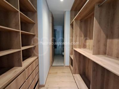 Apartamento en arriendo en El Poblado, Medellín · foto 5 de 8
