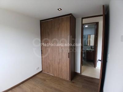 Apartamento de 2 alcobas en venta en Guayabalia, Itagüí, 57 m² · foto 10 de 12