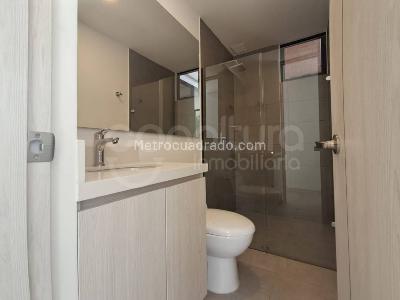 Apartamento en venta en Los Colores, Medellín · foto 11 de 15