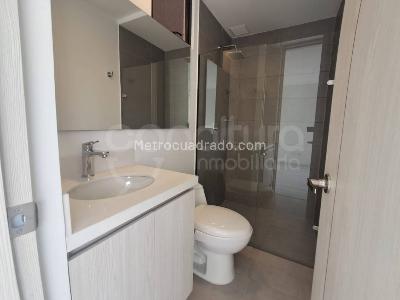 Apartamento en venta en Los Colores, Medellín · foto 14 de 15
