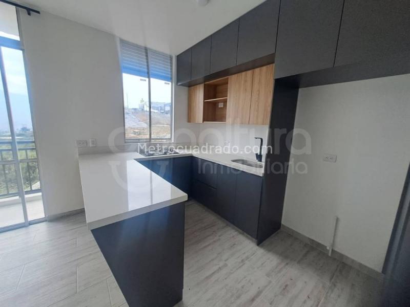 2BR Apartment in Serramonte (63 m²) - 2