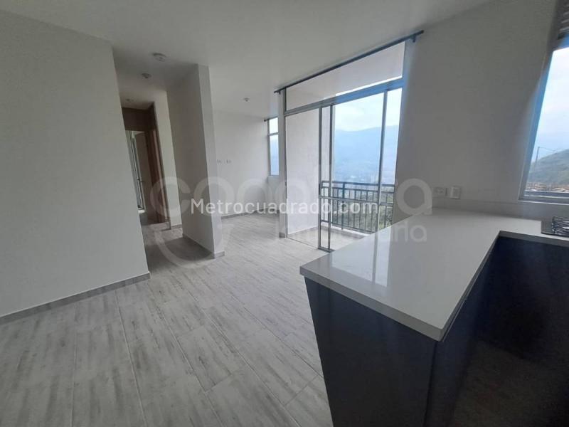 2BR Apartment in Serramonte (63 m²) - 4