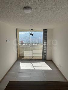 Apartamento de 3 alcobas en venta en Amazonia, Bello, 58 m² · foto 3 de 11