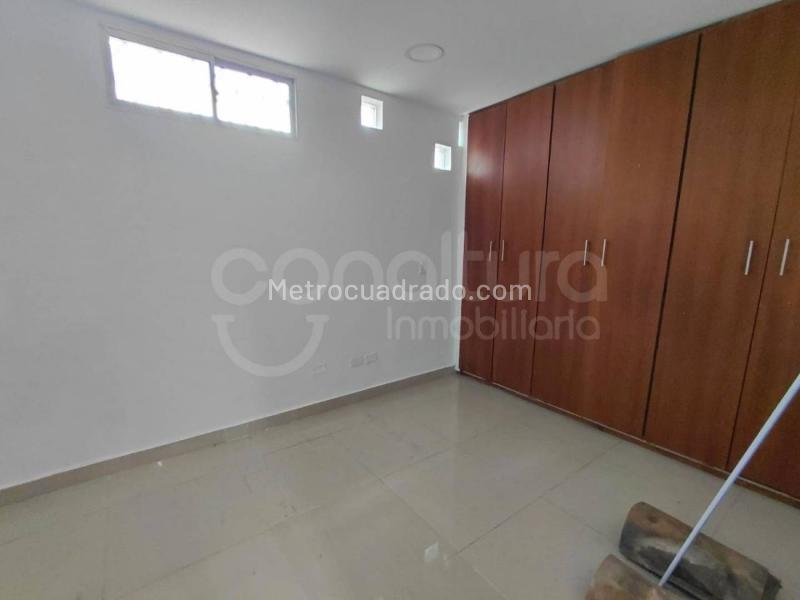 Casa Comercial de 3 Alcobas en el Corazón del Poblado - 4