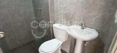 Apartamento de 3 alcobas en venta en Niquia, Bello, 57 m² · foto 9 de 11