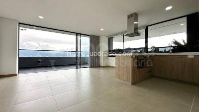 Apartamento en arriendo en Las Palmas, Medellín · foto 3 de 17