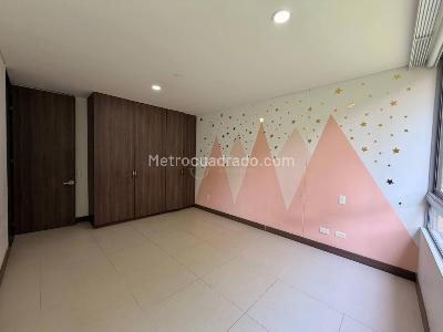 Apartamento de 3 alcobas en arriendo en Castropol, Medellín, 125 m² · foto 11 de 17