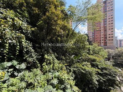 Apartamento de 3 alcobas en arriendo en Castropol, Medellín, 125 m² · foto 16 de 17