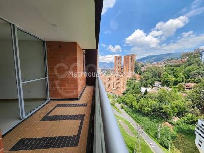 Apartamento de 3 alcobas en arriendo en Loma Del Indio, Medellín, 75 m² · foto 10 de 11