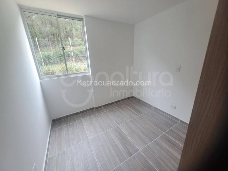 Apartamento en Arriendo, Serramonte, Bello - 4