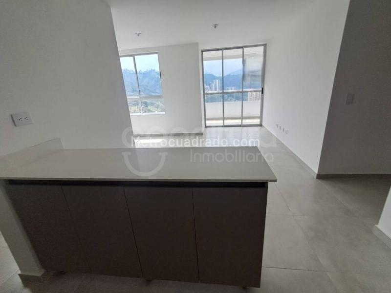Beautiful 3BR Apartment for Rent in Aves María, Sabaneta - 5