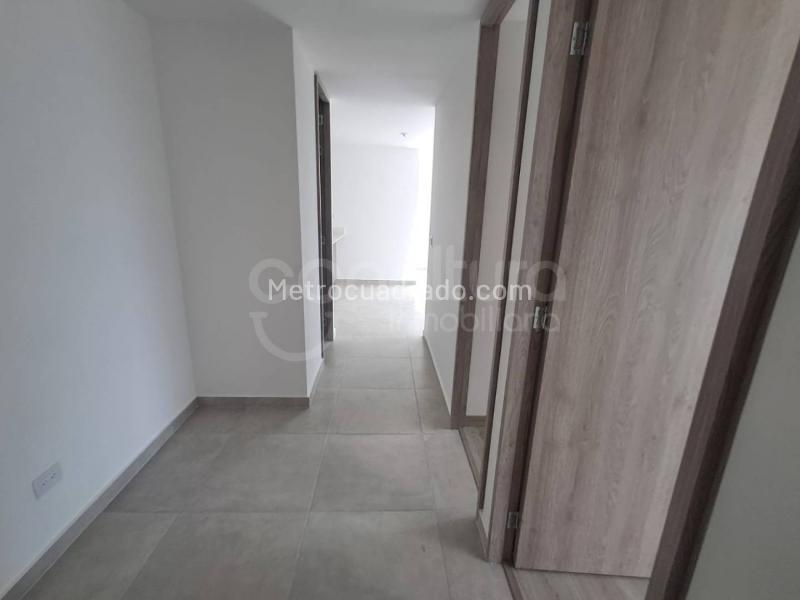 Beautiful 3BR Apartment for Rent in Aves María, Sabaneta - 8