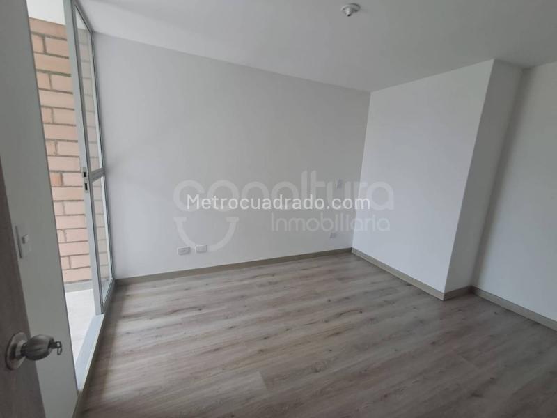 Beautiful 3BR Apartment for Rent in Aves María, Sabaneta - 9