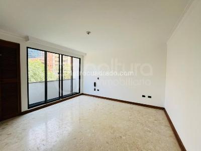 Apartamento de 3 alcobas en arriendo en Castropol, Medellín, 130 m² · foto 6 de 15