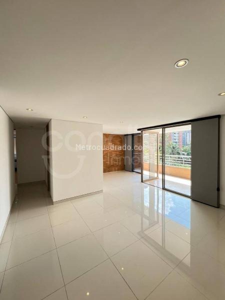 Spacious 3BR Apartment in Loma De Los Parra - 6