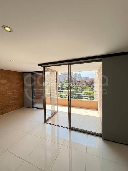 Spacious 3BR Apartment in Loma De Los Parra - 9