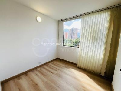 Apartamento de 2 alcobas en arriendo en San Lucas, Medellín, 90 m² · foto 12 de 15