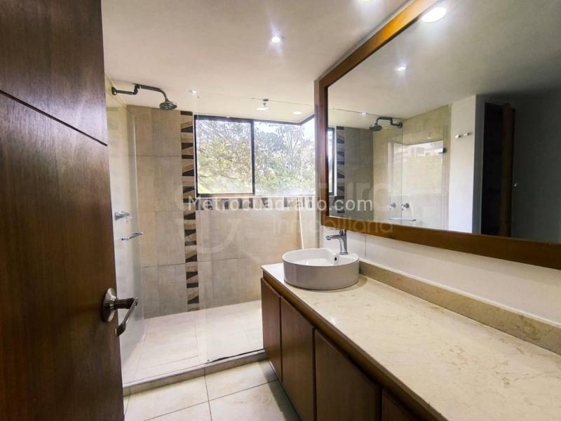 Apartamento en Arriendo de 3 Alcobas en Los Parra, El Poblado - 8