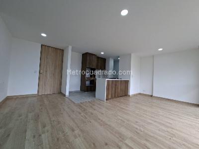 Apartamento de 2 alcobas en venta en San Jose, Sabaneta, 76 m² · foto 2 de 12