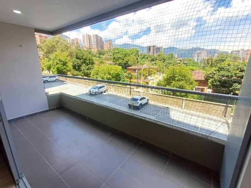 Apartamento en Arriendo, Loma De Los Benedictinos, Envigado - 5