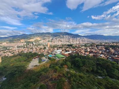 Apartamento de 2 alcobas en venta en Amazonia, Bello, 50 m² · foto 12 de 12