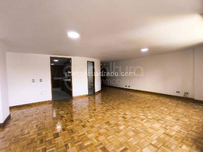 Apartamento de 3 alcobas en arriendo en El Poblado, Medellín, 186 m² · foto 7 de 20