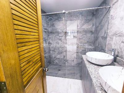 Apartamento de 3 alcobas en arriendo en El Poblado, Medellín, 186 m² · foto 11 de 20