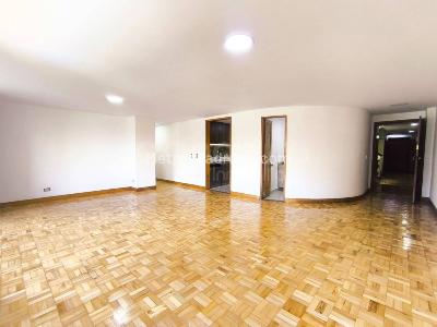 Apartamento de 3 alcobas en arriendo en El Poblado, Medellín, 186 m² · foto 20 de 20