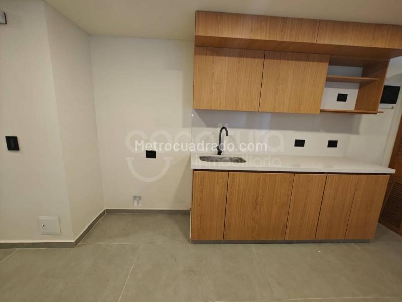 4BR Apartment in Jardines (213 m²) - 4