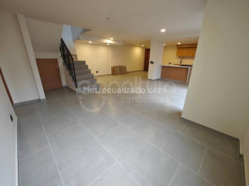 4BR Apartment in Jardines (213 m²) - 5