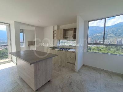 Apartamento de 3 alcobas en venta en Machado, Bello, 78 m² · foto 3 de 20