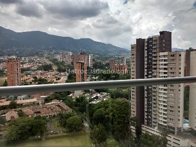Apartamento de 2 alcobas en venta en Suramerica, Itagüí, 66 m² · foto 2 de 18