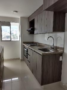Apartamento de 2 alcobas en venta en Suramerica, Itagüí, 66 m² · foto 3 de 18