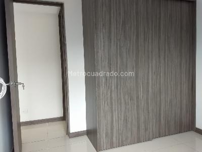 Apartamento de 2 alcobas en venta en Suramerica, Itagüí, 66 m² · foto 10 de 18