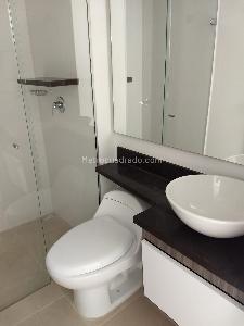 Apartamento de 2 alcobas en venta en Suramerica, Itagüí, 66 m² · foto 13 de 18