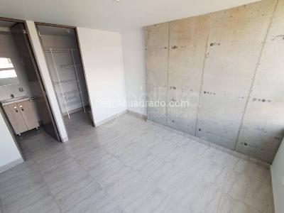 Apartamento de 3 alcobas en venta en Machado, Bello, 79 m² · foto 7 de 20