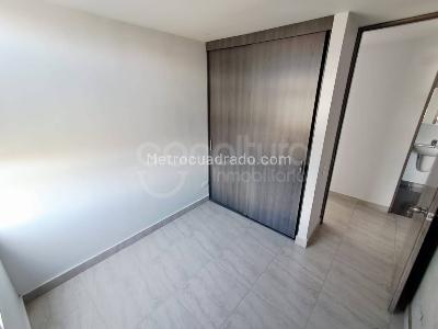 Apartamento de 3 alcobas en venta en Machado, Bello, 79 m² · foto 14 de 20