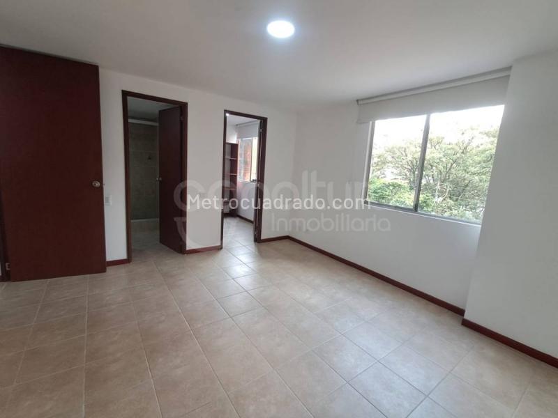2BR Apartment with Pool in Patio Bonito - 7