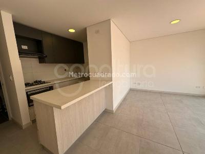 Apartamento en venta en Los Colores, Medellín · foto 3 de 18