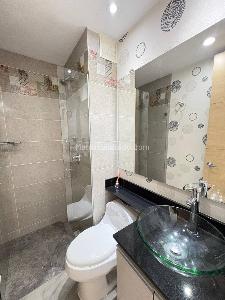 Apartamento de 3 alcobas en arriendo en Castropol, Medellín, 117 m² · foto 11 de 14