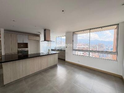 Apartamento de 3 alcobas en arriendo en Castropol, Medellín, 117 m² · foto 4 de 14