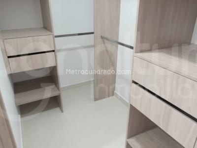Apartamento en venta en La Mina, Envigado · foto 8 de 10