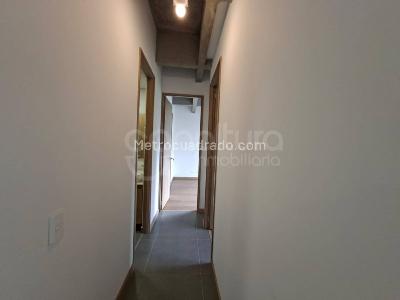 Apartamento en venta en Loma Del Escobero, Envigado · foto 4 de 13