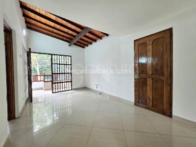 Apartamento de 3 alcobas en venta en Mesa, Envigado, 92 m² · foto 4 de 17