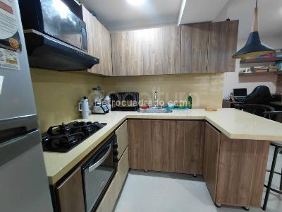 Apartamento en venta en San Gabriel, Itagüí · foto 2 de 16