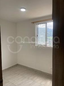 Apartamento de 2 alcobas en venta en Niquia, Bello, 40 m² · foto 8 de 12