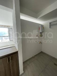 Apartamento de 2 alcobas en venta en Niquia, Bello, 40 m² · foto 11 de 12