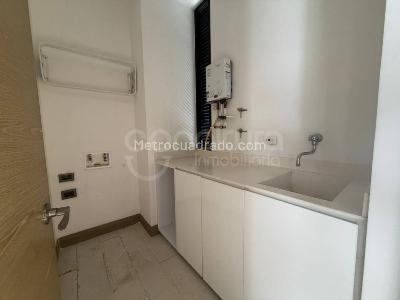 Apartamento en arriendo en San Lucas, Medellín · foto 10 de 11